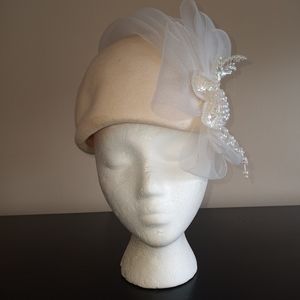 100% Wool Beige Fancy Hat
